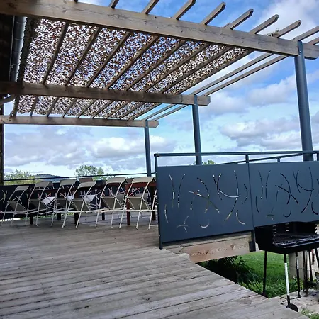 Des Gorges Du Lignon Pour 29 Personnes Semesterbostad *